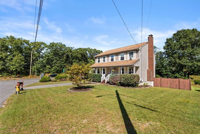 6 Cumberland St, Attleboro, MA 02703