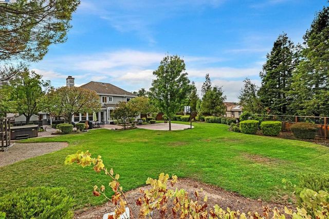 488 Montori Ct, Pleasanton, CA 94566