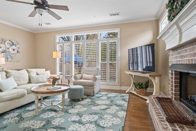 9456 GROVE TRAIL LN, Germantown, TN 38139