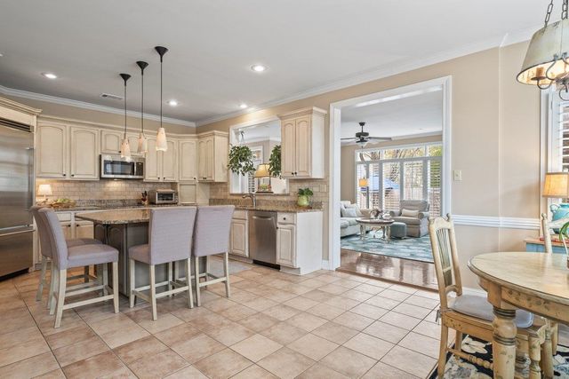 9456 GROVE TRAIL LN, Germantown, TN 38139