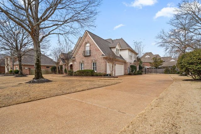 9456 GROVE TRAIL LN, Germantown, TN 38139