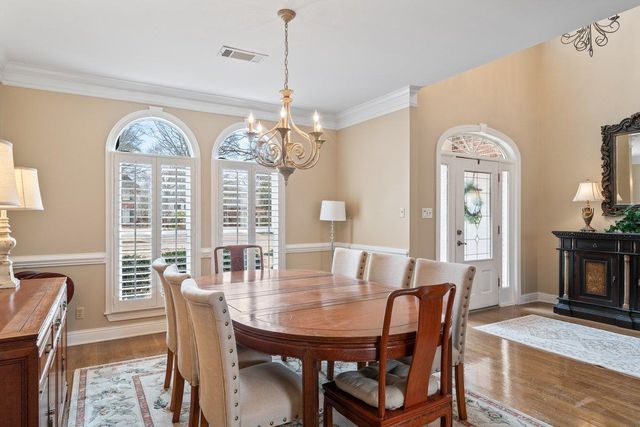 9456 GROVE TRAIL LN, Germantown, TN 38139