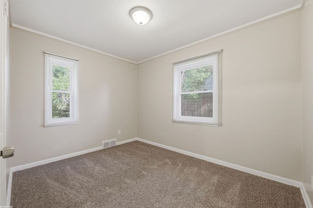 23221 Oneida Street, Oak Park, MI 48237