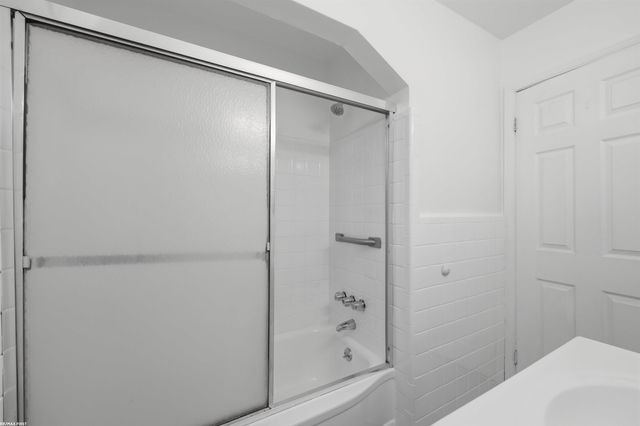 23221 Oneida Street, Oak Park, MI 48237