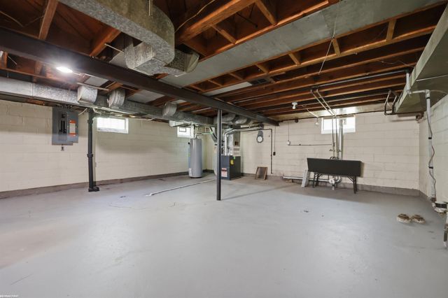 23221 Oneida Street, Oak Park, MI 48237