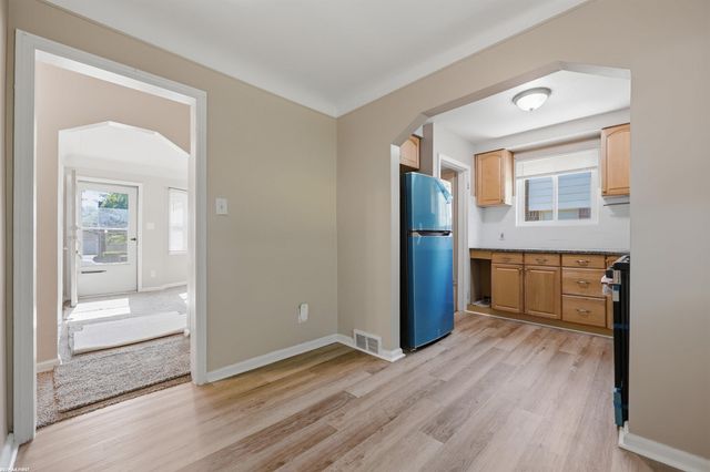 23221 Oneida Street, Oak Park, MI 48237