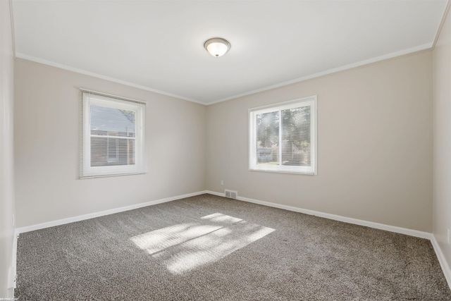 23221 Oneida Street, Oak Park, MI 48237