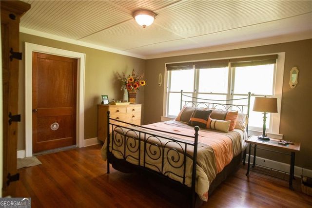 4299 E Cherokee Drive, Canton, GA 30115