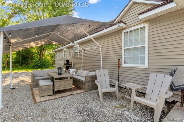 3260 Isabelle Street, Inkster, MI 48141
