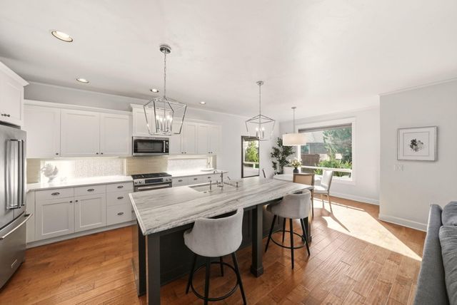 3031 NW Clubhouse Drive, Bend, OR 97703