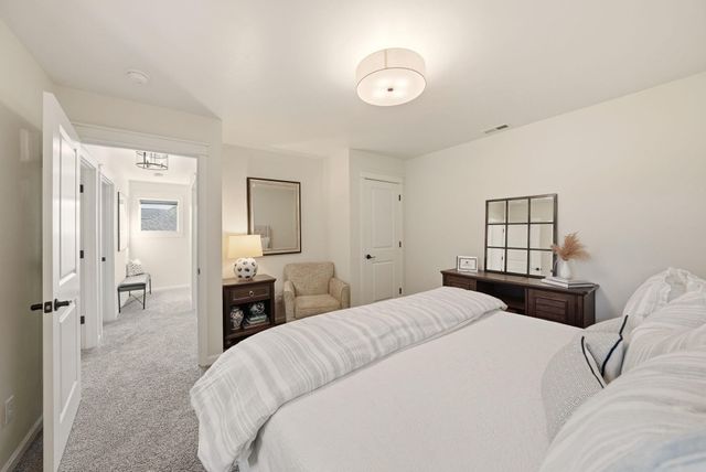 3031 NW Clubhouse Drive, Bend, OR 97703