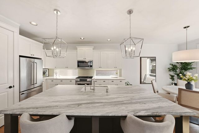 3031 NW Clubhouse Drive, Bend, OR 97703