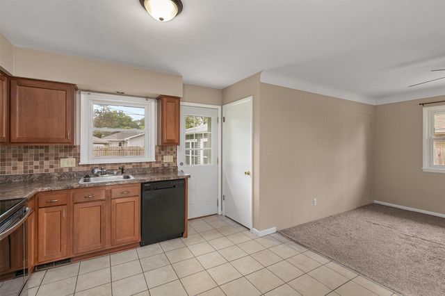 514 SE Sharon Drive, Ankeny, IA 50021