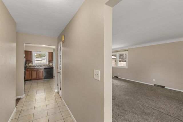 514 SE Sharon Drive, Ankeny, IA 50021