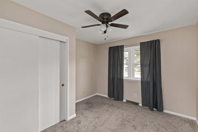 514 SE Sharon Drive, Ankeny, IA 50021