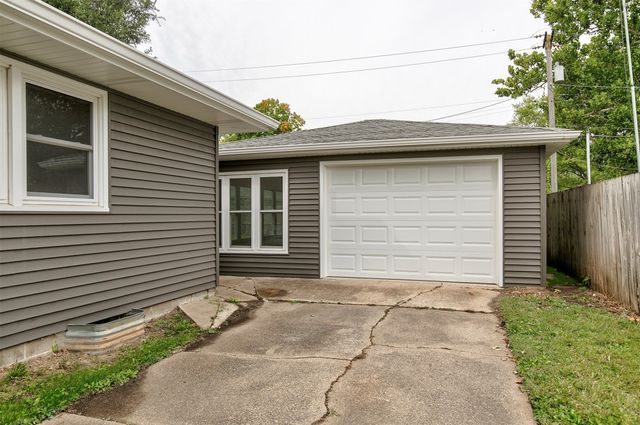 514 SE Sharon Drive, Ankeny, IA 50021