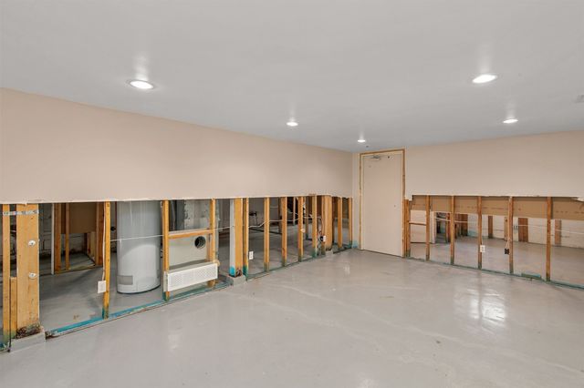 514 SE Sharon Drive, Ankeny, IA 50021