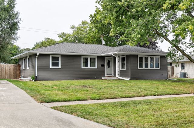 514 SE Sharon Drive, Ankeny, IA 50021