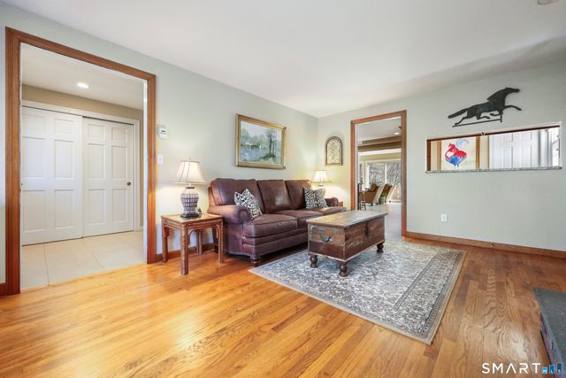 21 Zygmont Lane, Greenwich, CT 06831