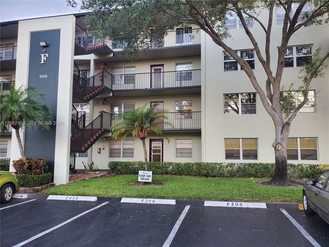 800 SW 131st Ave 113F, Pembroke Pines, FL 33027