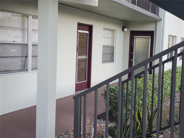 800 SW 131st Ave 113F, Pembroke Pines, FL 33027