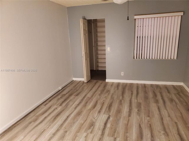 800 SW 131st Ave 113F, Pembroke Pines, FL 33027