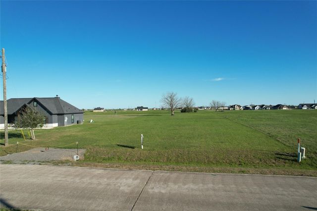 813 Longhorn Trail, Angleton, TX 77515
