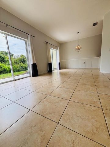 8524 SANDPIPER RIDGE AVENUE, Tampa, FL 33647