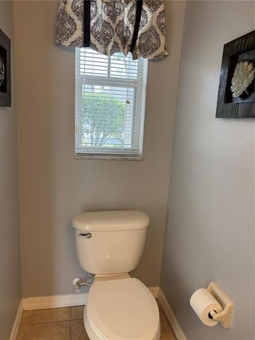 8524 SANDPIPER RIDGE AVENUE, Tampa, FL 33647