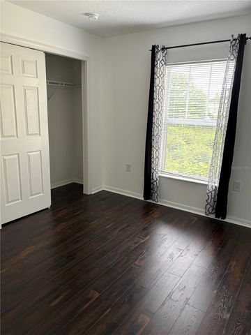 8524 SANDPIPER RIDGE AVENUE, Tampa, FL 33647