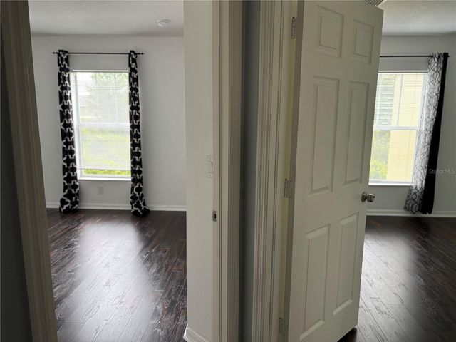 8524 SANDPIPER RIDGE AVENUE, Tampa, FL 33647