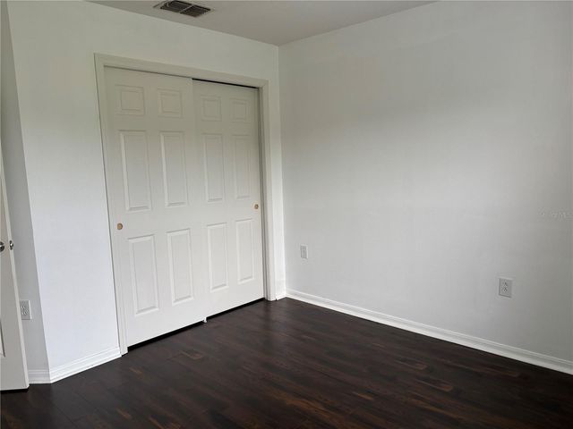 8524 SANDPIPER RIDGE AVENUE, Tampa, FL 33647