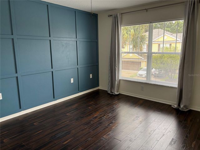 8524 SANDPIPER RIDGE AVENUE, Tampa, FL 33647