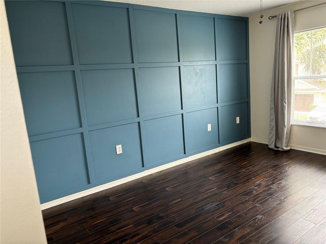 8524 SANDPIPER RIDGE AVENUE, Tampa, FL 33647
