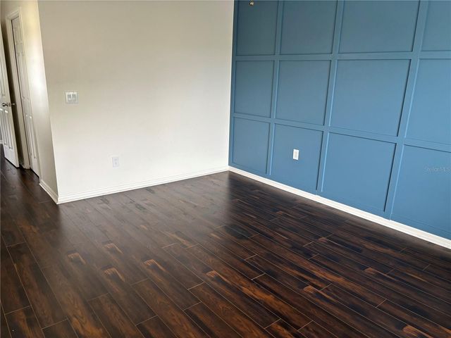 8524 SANDPIPER RIDGE AVENUE, Tampa, FL 33647