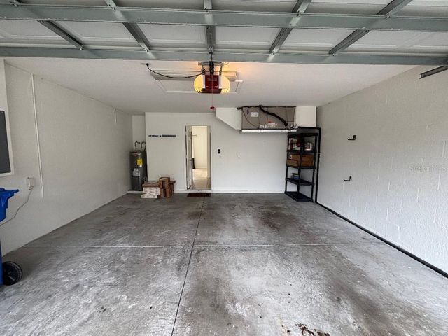 8524 SANDPIPER RIDGE AVENUE, Tampa, FL 33647