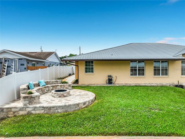 2404 LAUDERDALE COURT, Orlando, FL 32805