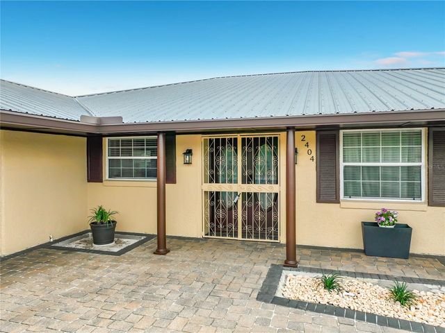 2404 LAUDERDALE COURT, Orlando, FL 32805