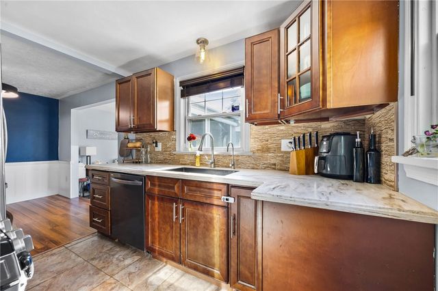 146 Willowbrook Road, Greece, NY 14616