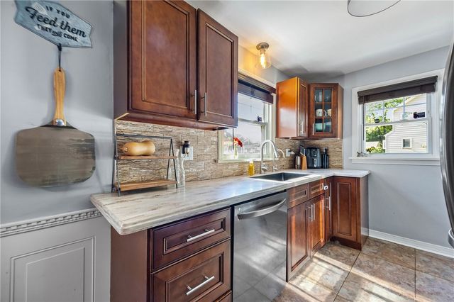 146 Willowbrook Road, Greece, NY 14616