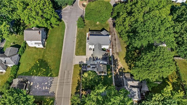 146 Willowbrook Road, Greece, NY 14616