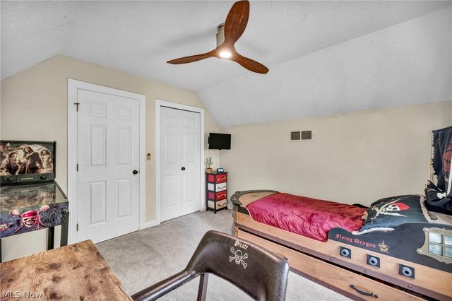 188 W Sturbridge Drive, Medina, OH 44256