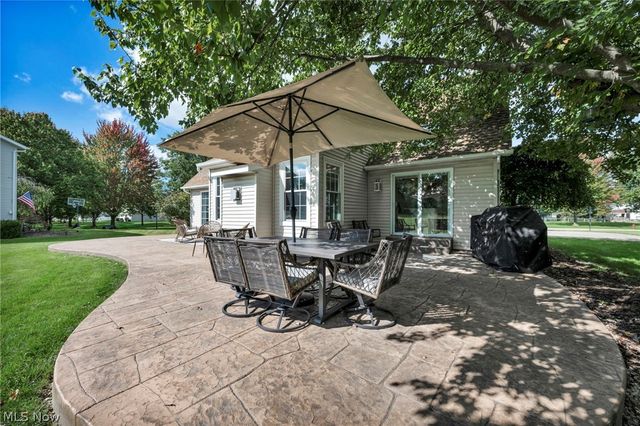 188 W Sturbridge Drive, Medina, OH 44256