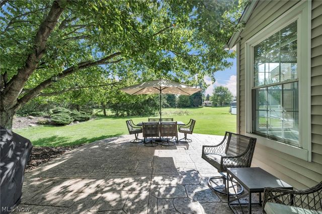188 W Sturbridge Drive, Medina, OH 44256