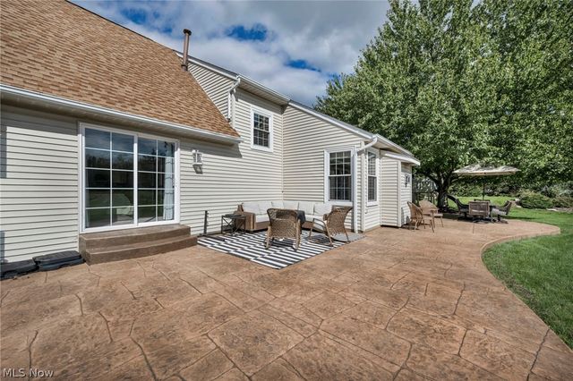 188 W Sturbridge Drive, Medina, OH 44256