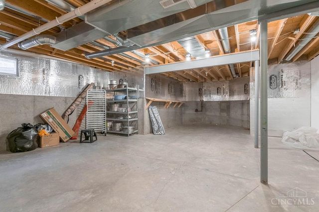 8087 Laurel Lake Court, Liberty Twp, OH 45044