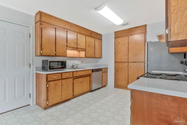 9926 Candlestick Ln, Pensacola, FL 32514