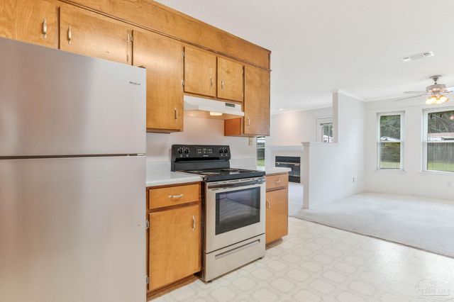 9926 Candlestick Ln, Pensacola, FL 32514