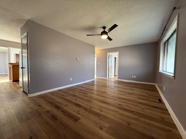 1120 N Fulbright Avenue, Springfield, MO 65802