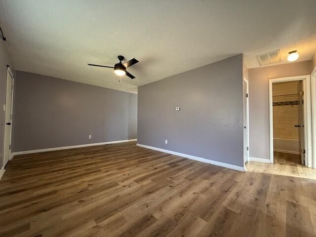 1120 N Fulbright Avenue, Springfield, MO 65802